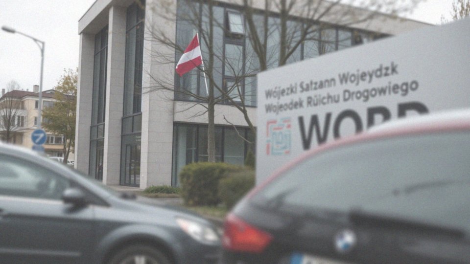 Jak zmieniały się ceny egzaminów na prawo jazdy w ostatnich latach?