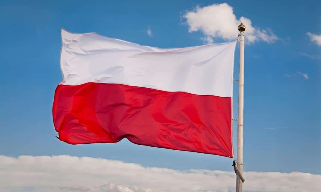 Zapoznaj się z sekretami obchodów Dnia Flagi Rzeczypospolitej Polskiej w Opolu – jak uczcić 2 maja